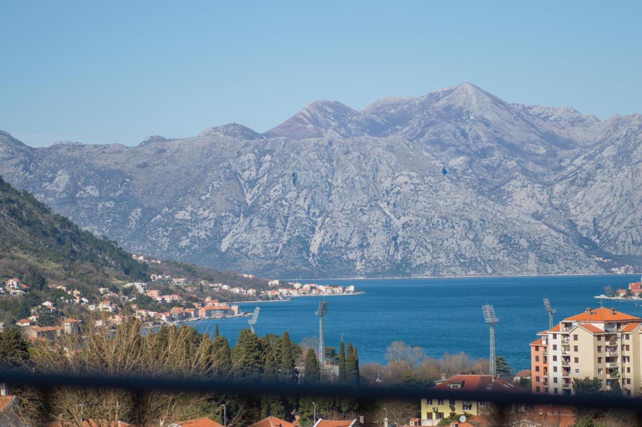 Apartments Mezini 11 Kotor Exteriör bild