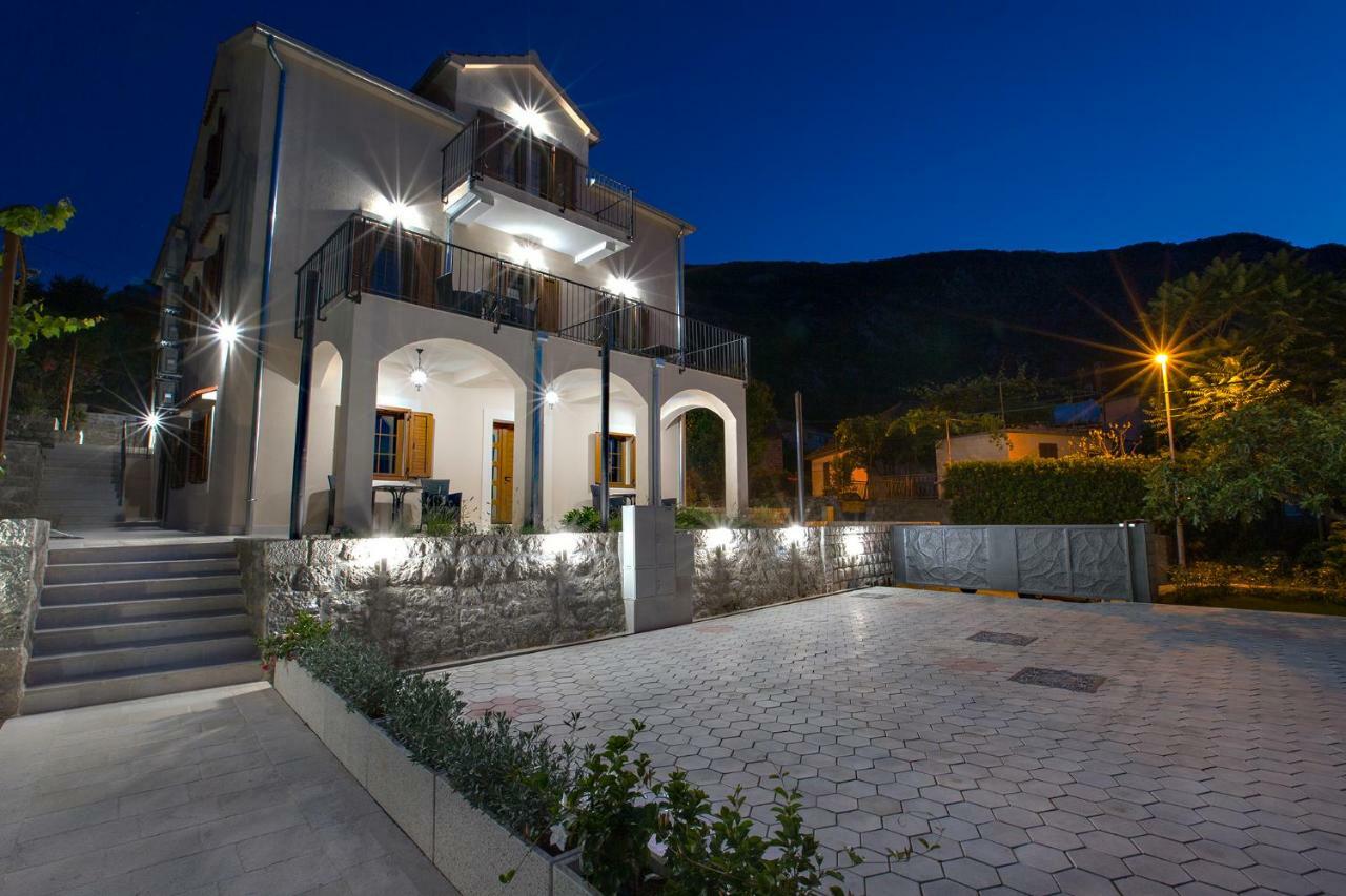 Apartments Mezini 11 Kotor Exteriör bild